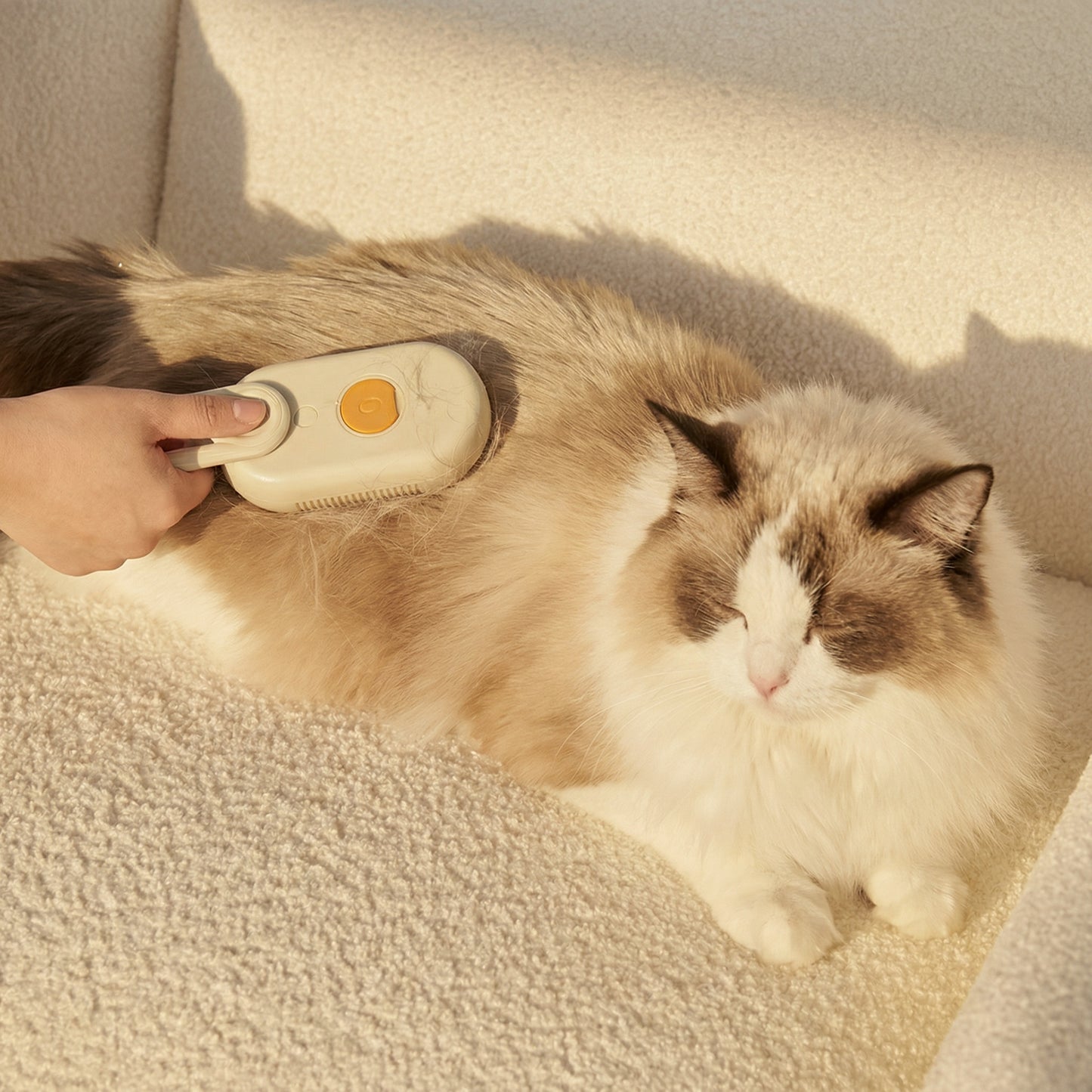 The PETOVAA™ 3-in-1 Electric Cat & Dog Steam Brush
